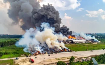 ঢাকা বিমানবন্দরের অগ্নিকাণ্ড ছবি বা পিকচার